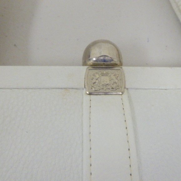 Vintage white designer leather handbag small - Picture 4 of 9
